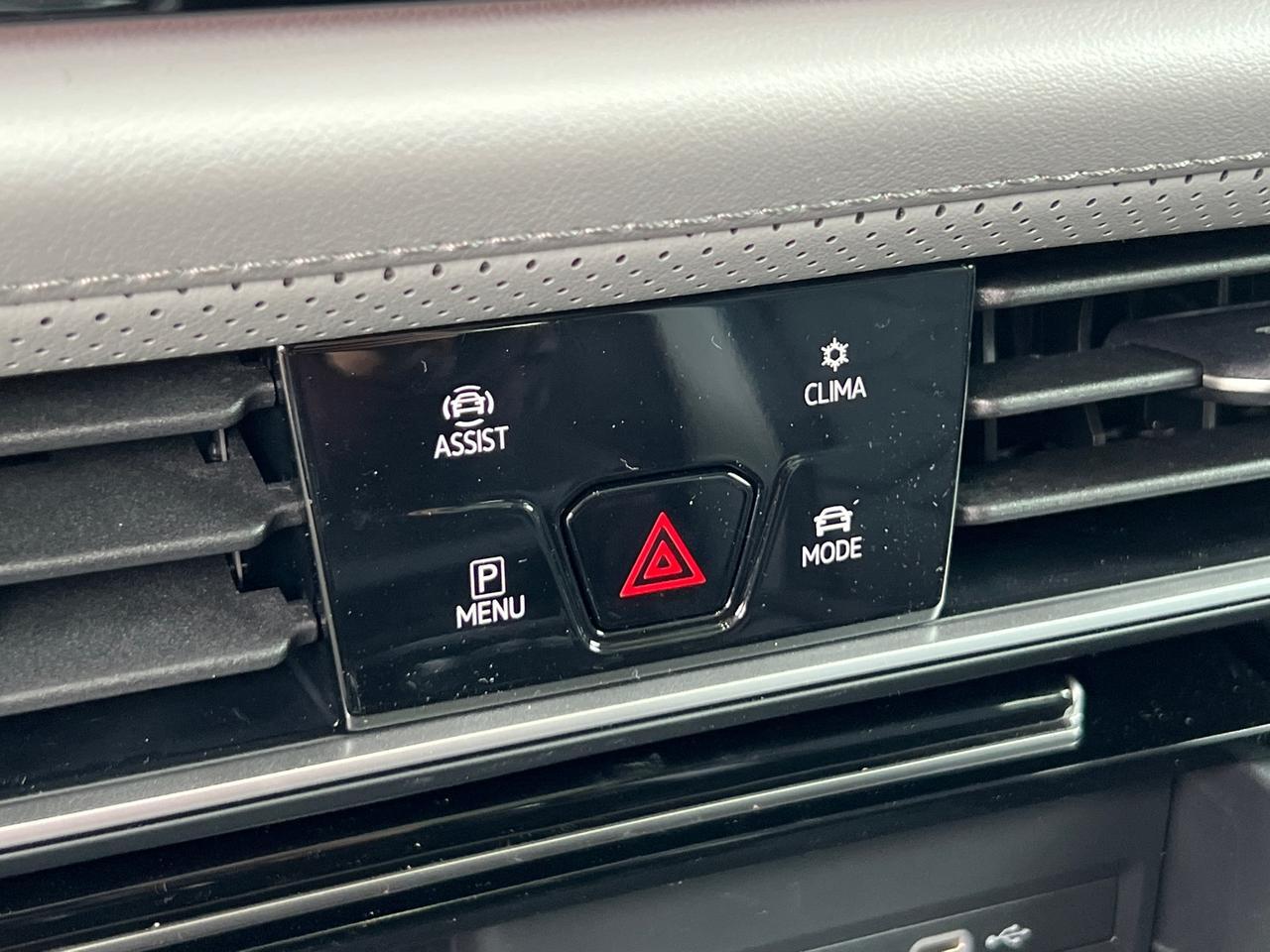 2025 Volkswagen Atlas 2.0T Peak Edition SE Hagerstown MD