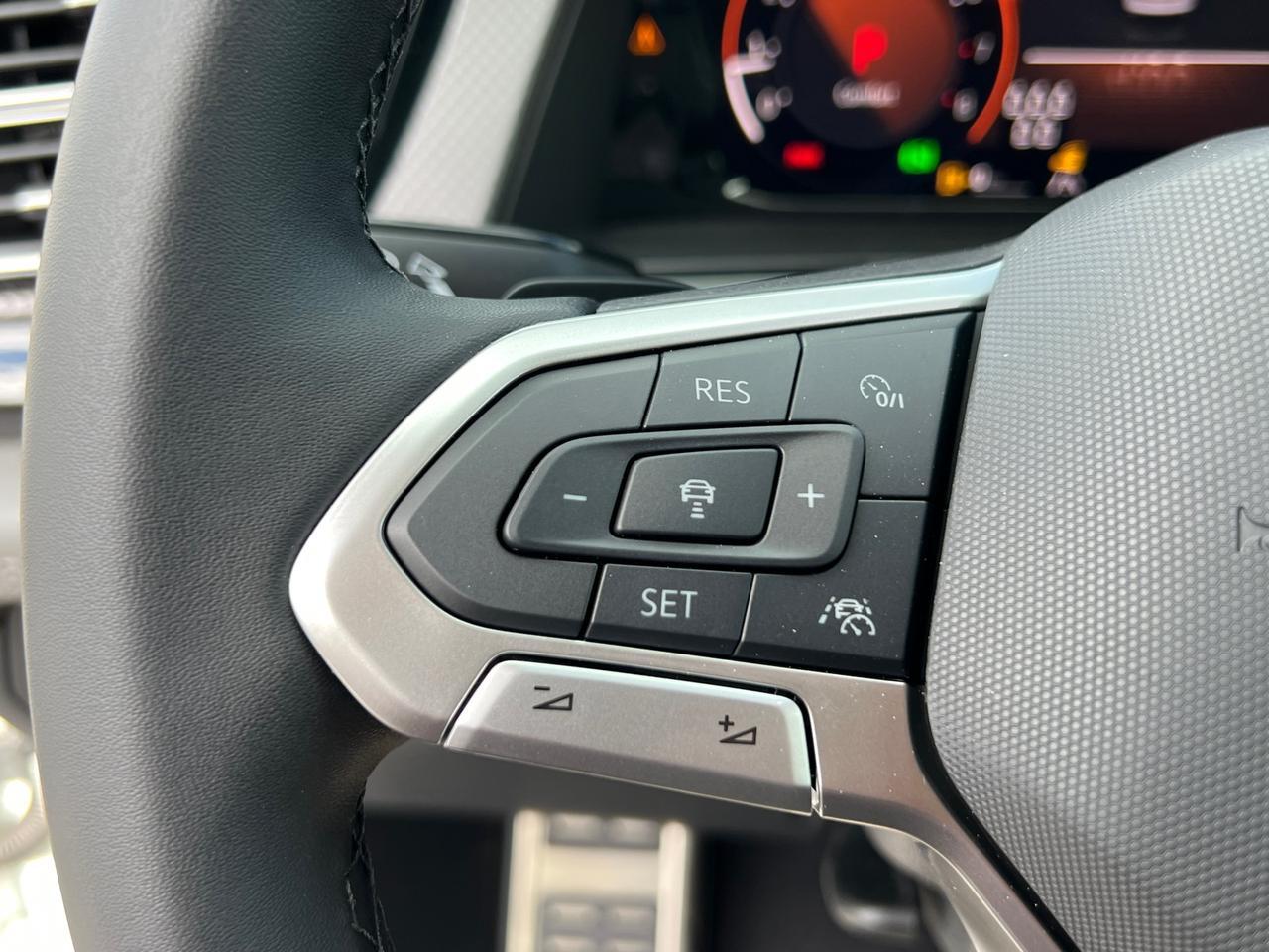 2025 Volkswagen Atlas 2.0T Peak Edition SE Hagerstown MD