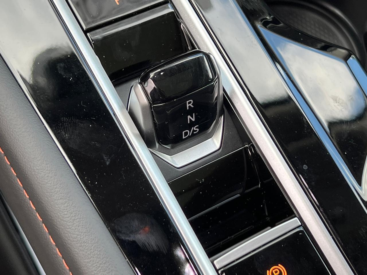 2025 Volkswagen Atlas 2.0T Peak Edition SE Hagerstown MD