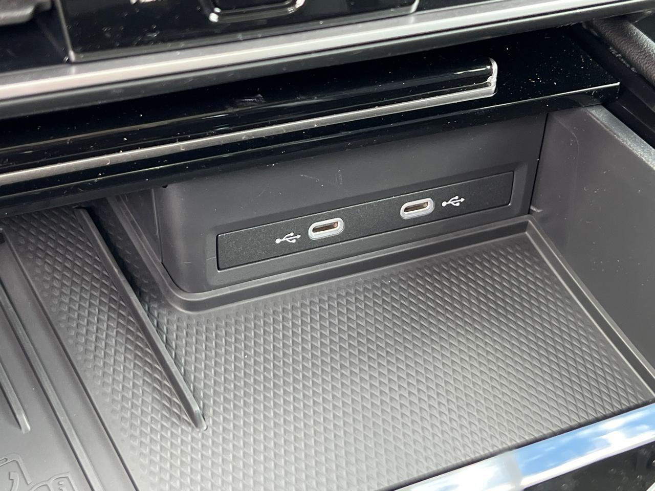 2025 Volkswagen Atlas 2.0T Peak Edition SE Hagerstown MD