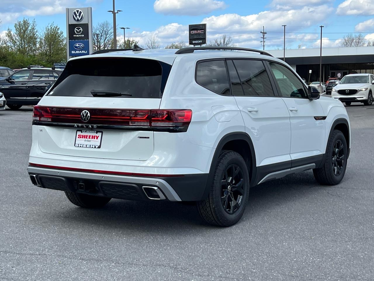 2025 Volkswagen Atlas 2.0T Peak Edition SE Hagerstown MD