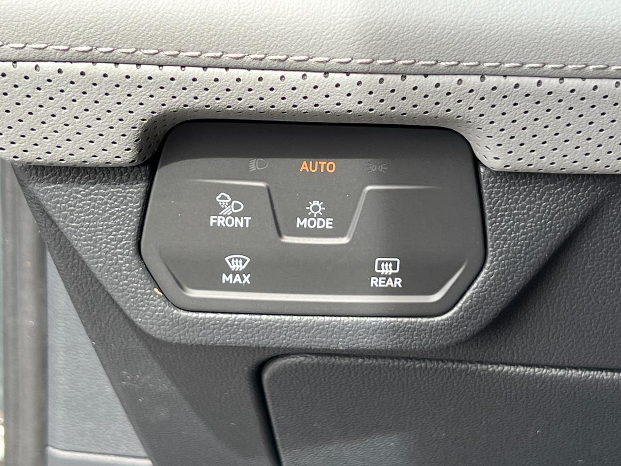 2025 Volkswagen Atlas 2.0T Peak Edition SE Hagerstown MD