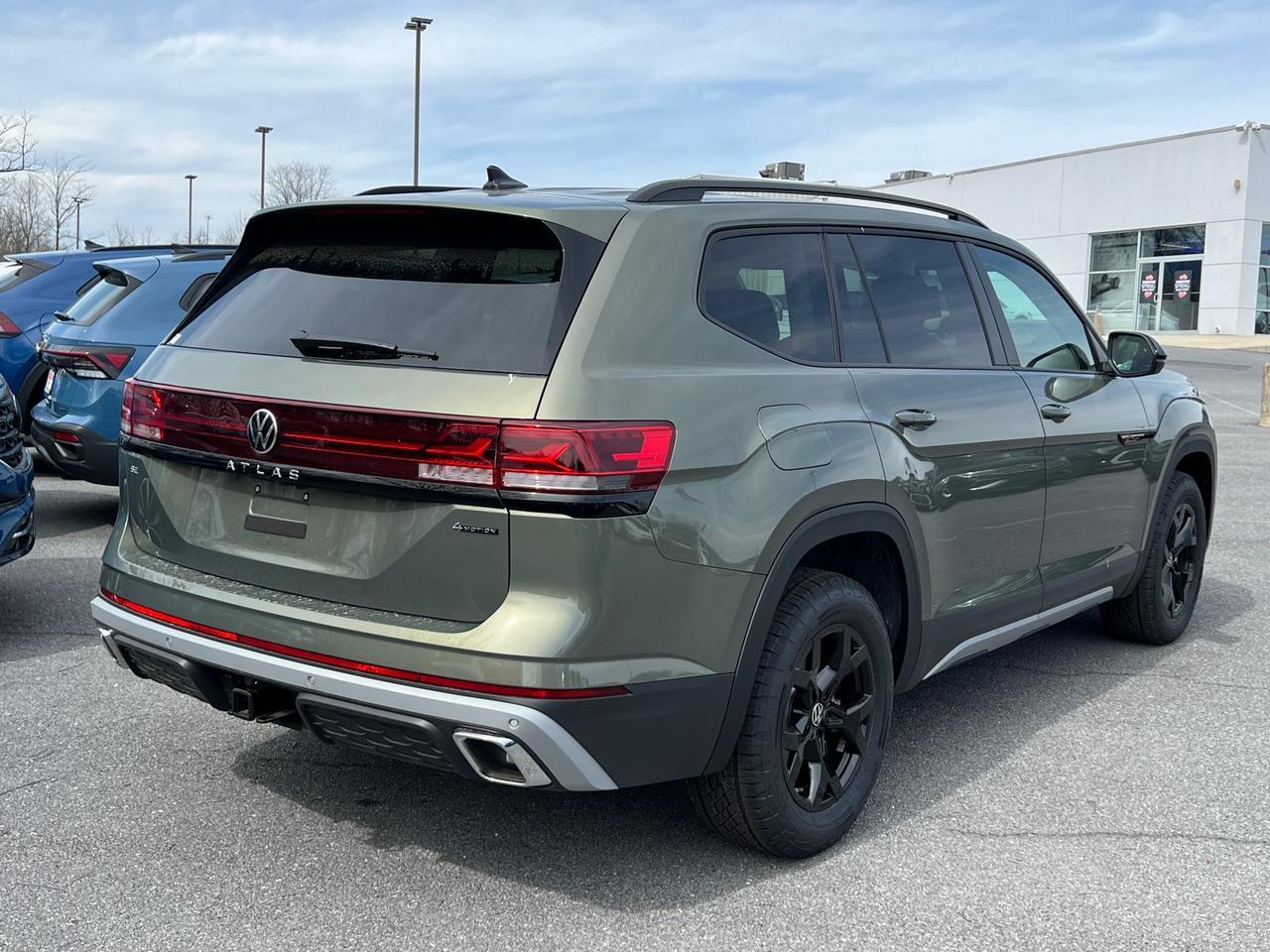 2025 Volkswagen Atlas 2.0T Peak Edition SE Hagerstown MD