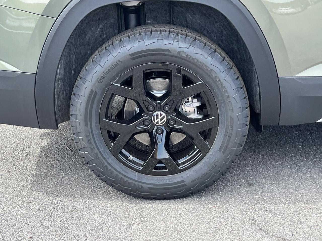 2025 Volkswagen Atlas 2.0T Peak Edition SE Hagerstown MD