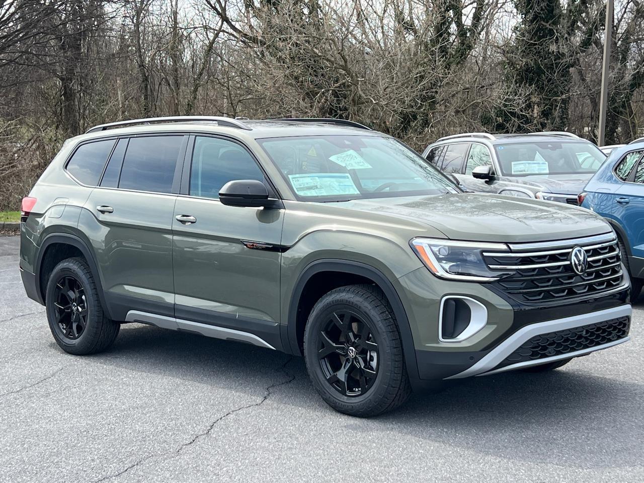 2025 Volkswagen Atlas 2.0T Peak Edition SE