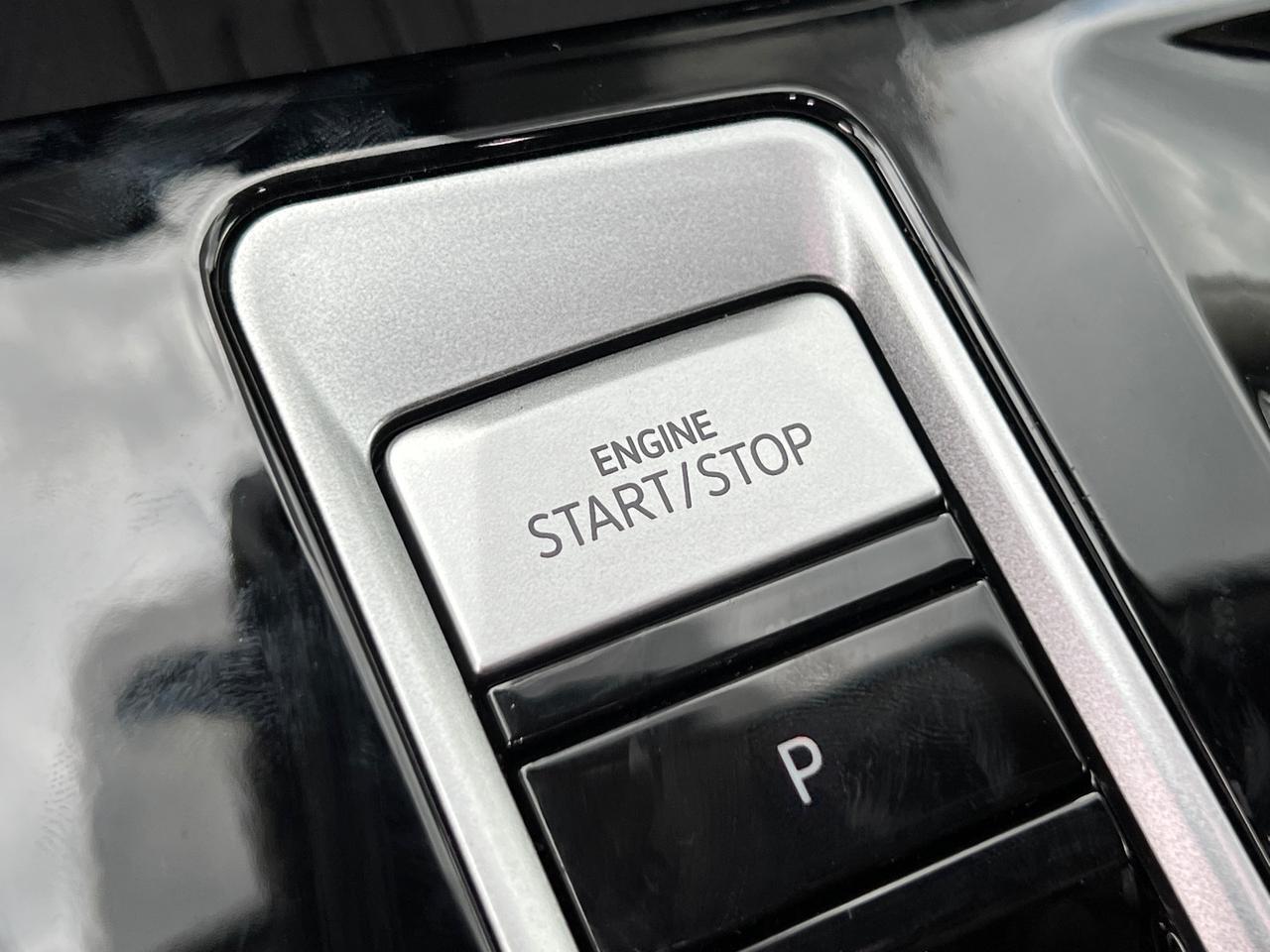 2025 Volkswagen Atlas 2.0T Peak Edition SE Hagerstown MD