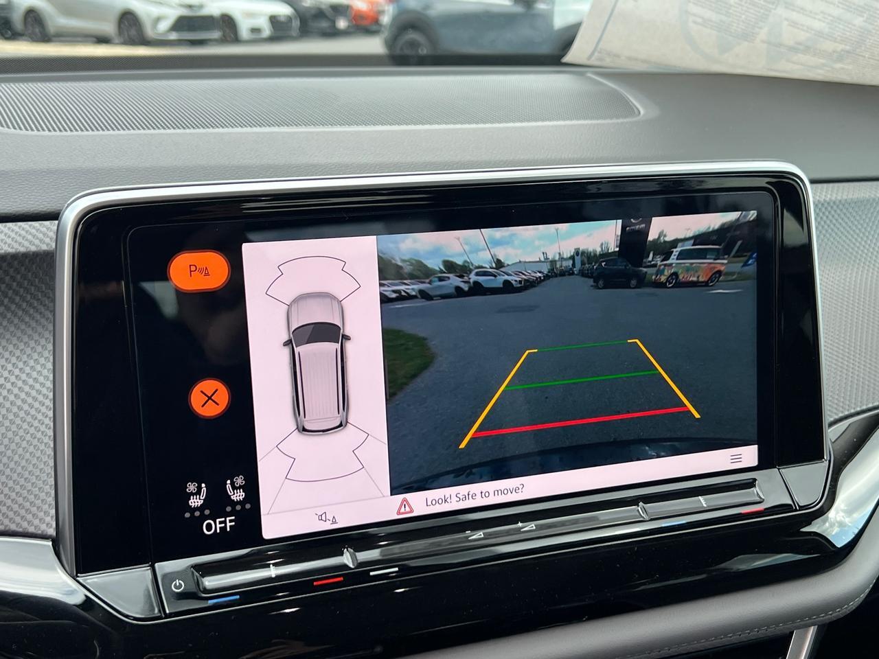 2025 Volkswagen Atlas 2.0T Peak Edition SE Hagerstown MD