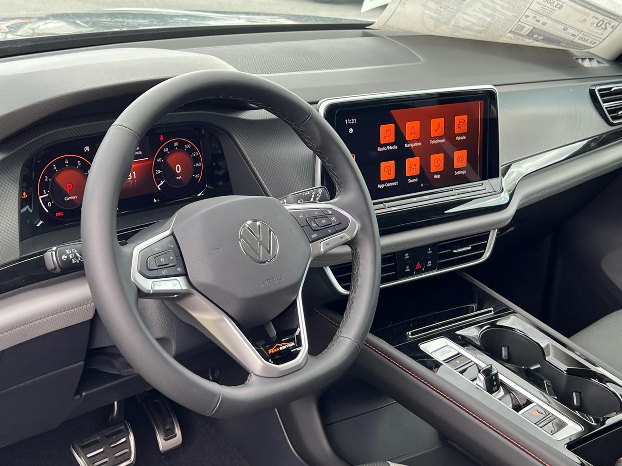 2025 Volkswagen Atlas 2.0T Peak Edition SE Hagerstown MD