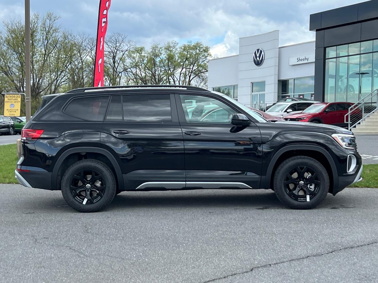 2025 Volkswagen Atlas 2.0T Peak Edition SE Hagerstown MD