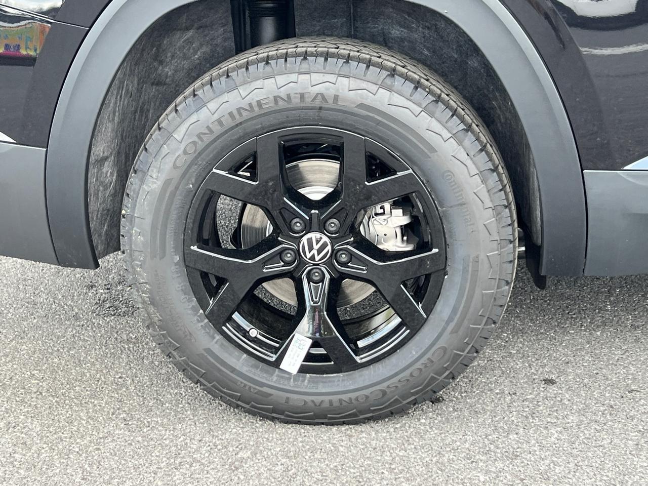 2025 Volkswagen Atlas 2.0T Peak Edition SE Hagerstown MD