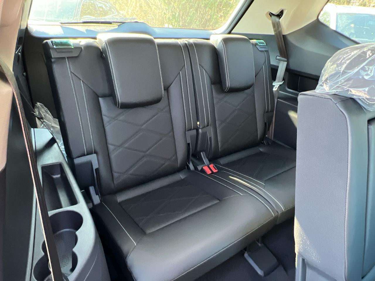 2025 Volkswagen Atlas 2.0T SE w/Technology Hagerstown MD