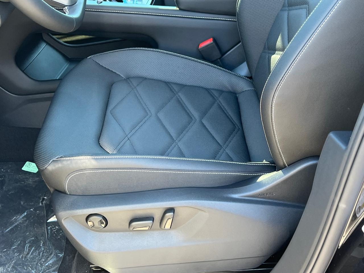 2025 Volkswagen Atlas 2.0T SE w/Technology Hagerstown MD