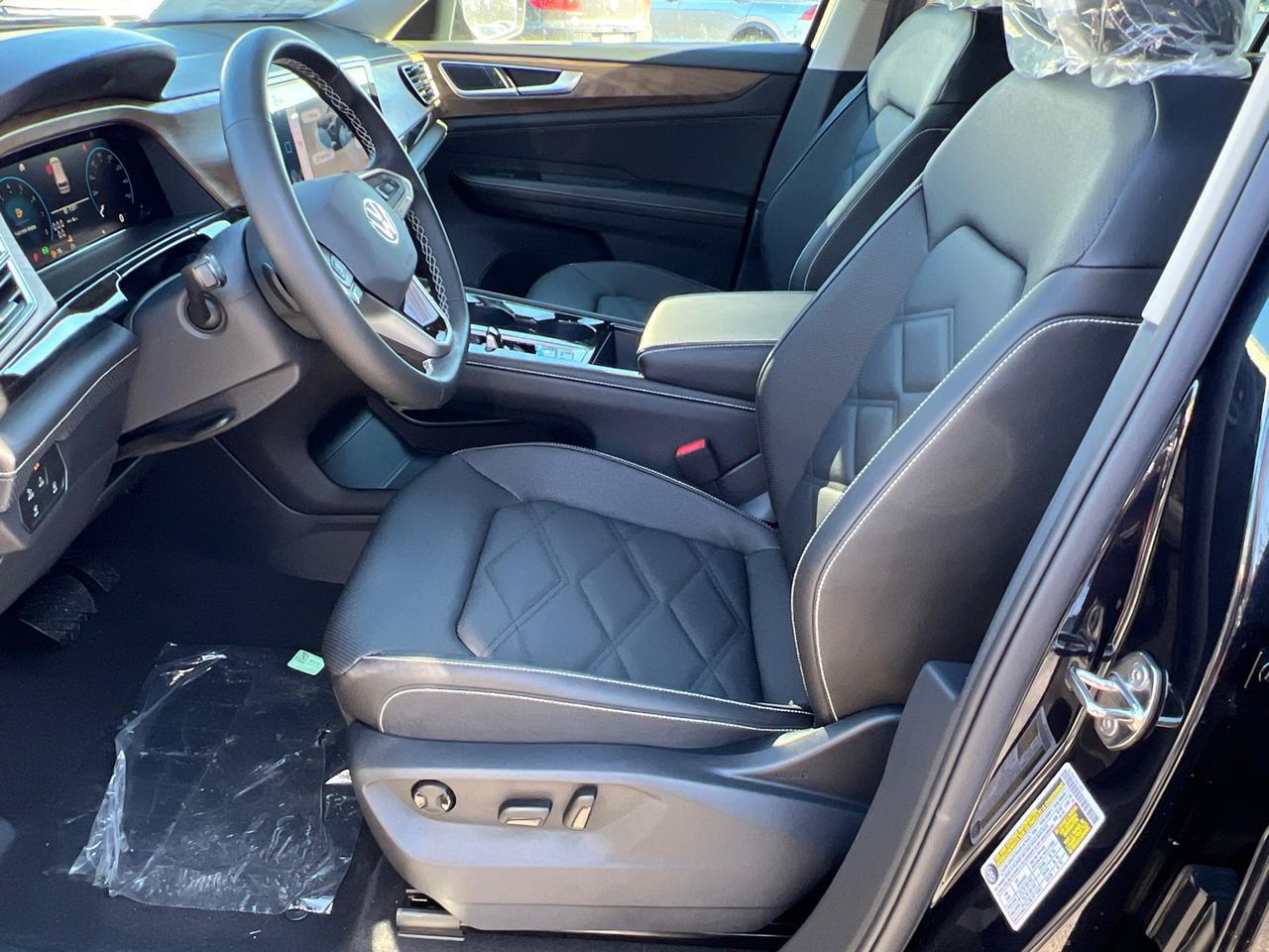 2025 Volkswagen Atlas 2.0T SE w/Technology Hagerstown MD