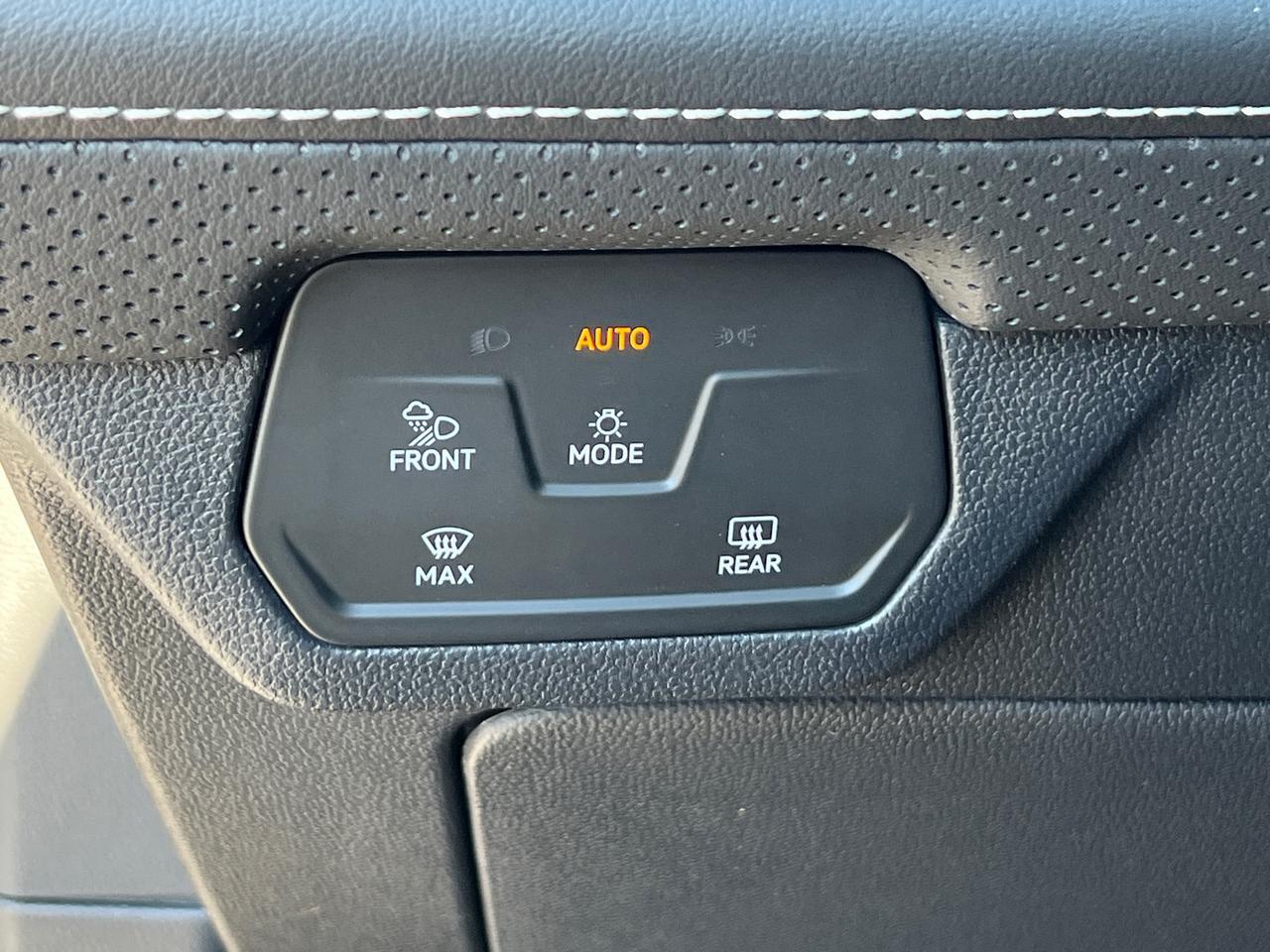 2025 Volkswagen Atlas 2.0T SE w/Technology Hagerstown MD