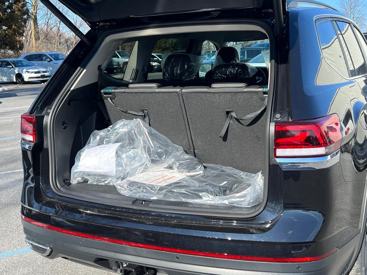 2025 Volkswagen Atlas 2.0T SE w/Technology Hagerstown MD