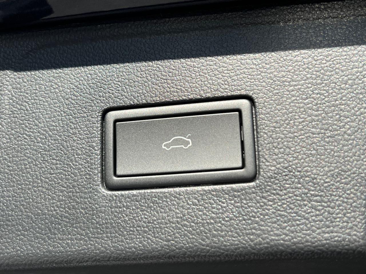 2025 Volkswagen Atlas 2.0T SE w/Technology Hagerstown MD