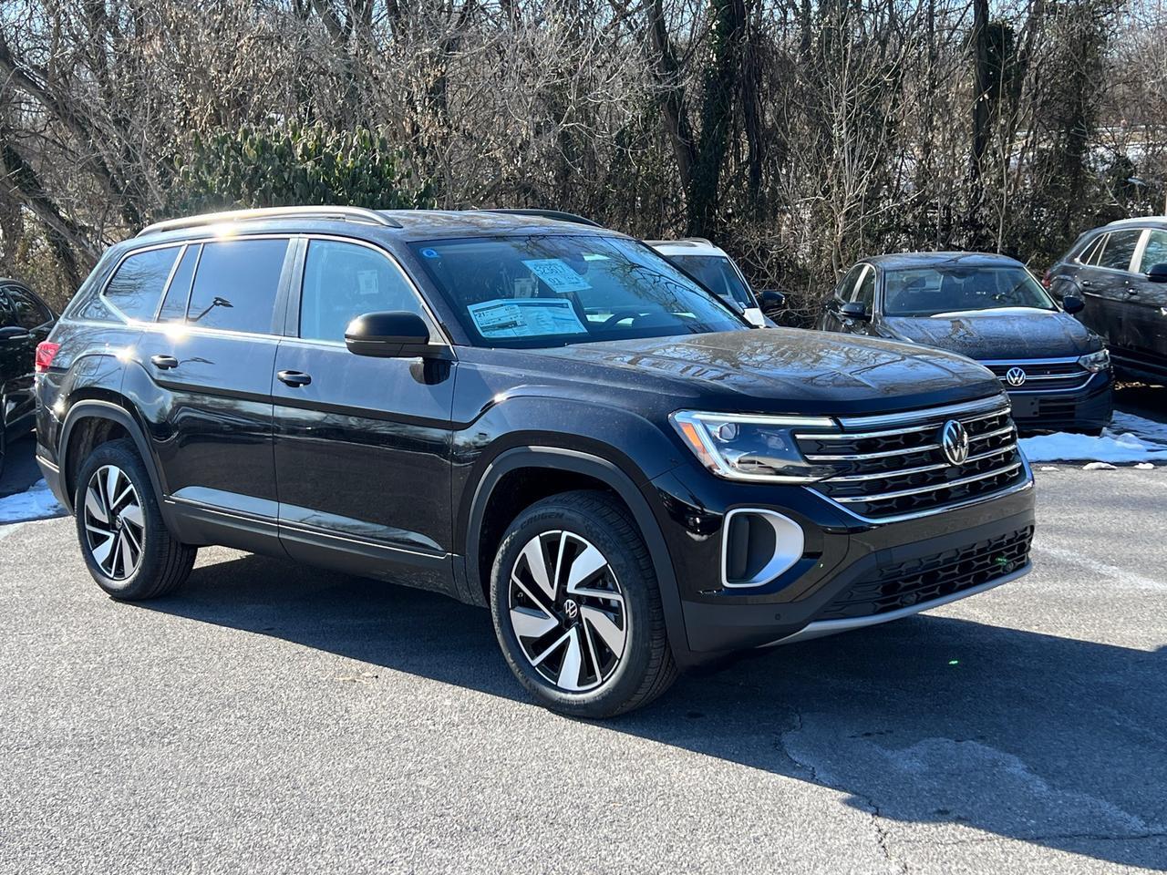 2025 Volkswagen Atlas 2.0T SE w/Technology