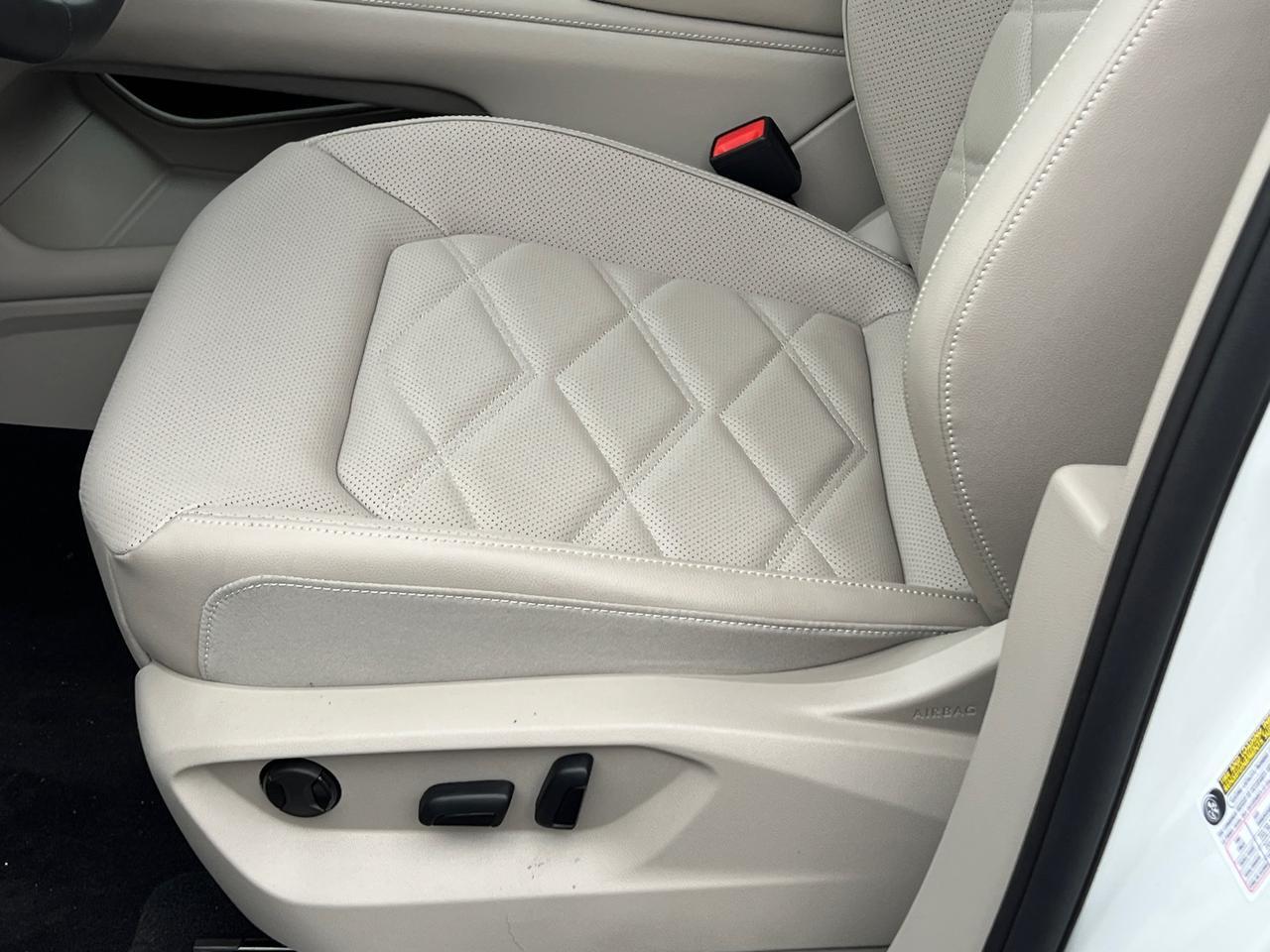 2025 Volkswagen Atlas 2.0T SE w/Technology Hagerstown MD