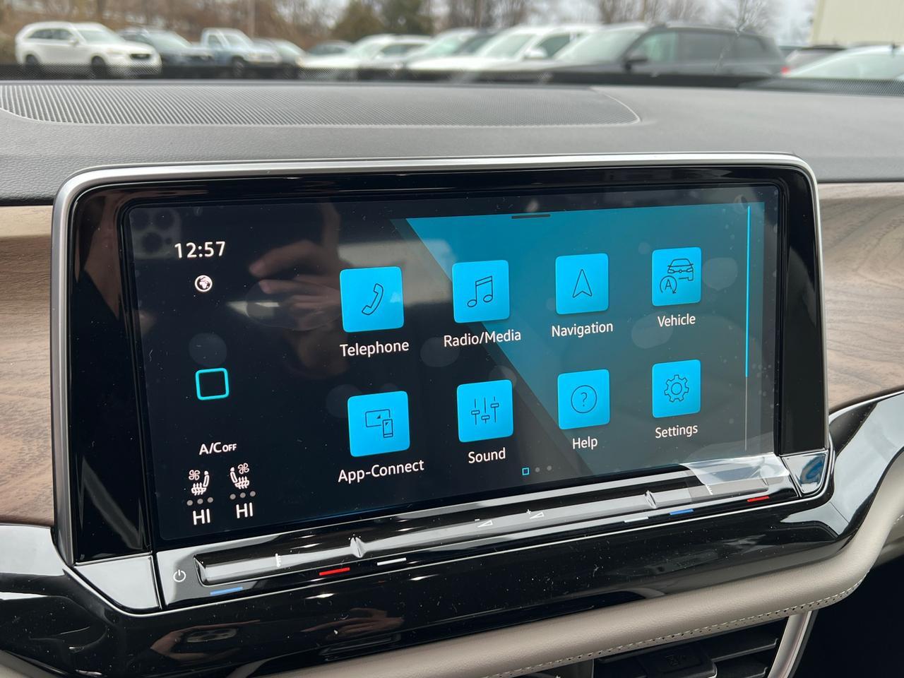 2025 Volkswagen Atlas 2.0T SE w/Technology Hagerstown MD