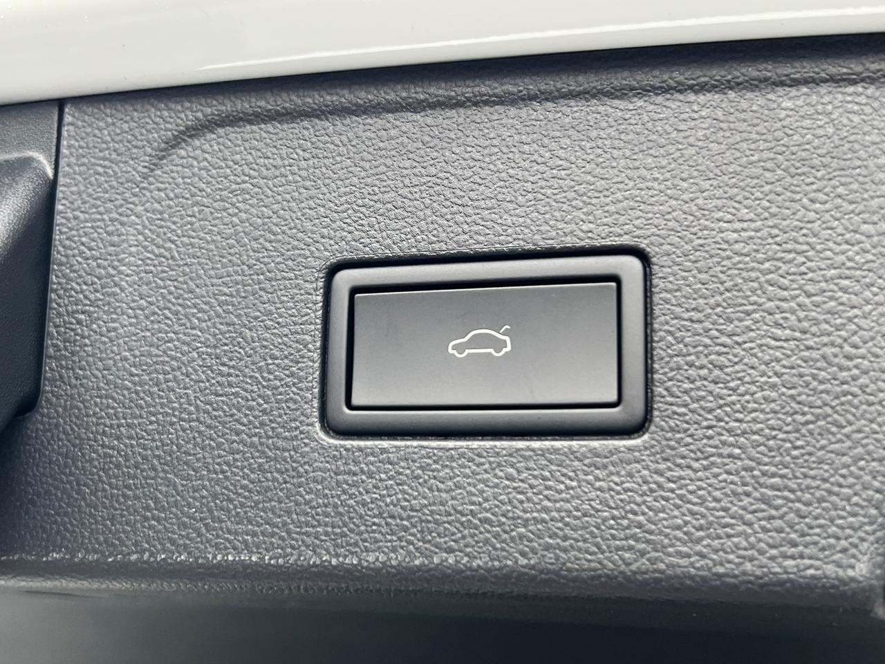 2025 Volkswagen Atlas 2.0T SE w/Technology Hagerstown MD