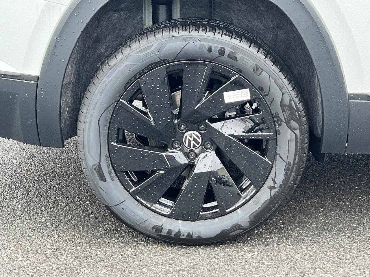 2025 Volkswagen Atlas 2.0T SE w/Technology Hagerstown MD