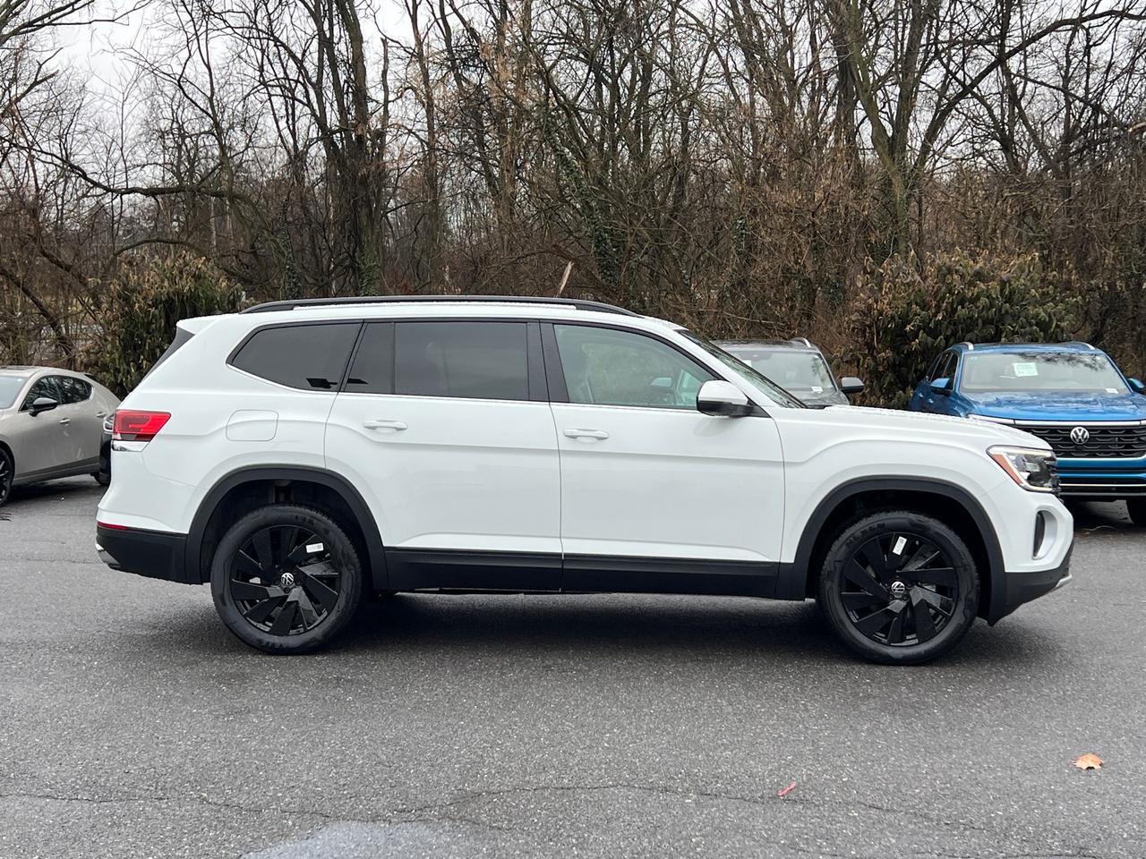 2025 Volkswagen Atlas 2.0T SE w/Technology Hagerstown MD