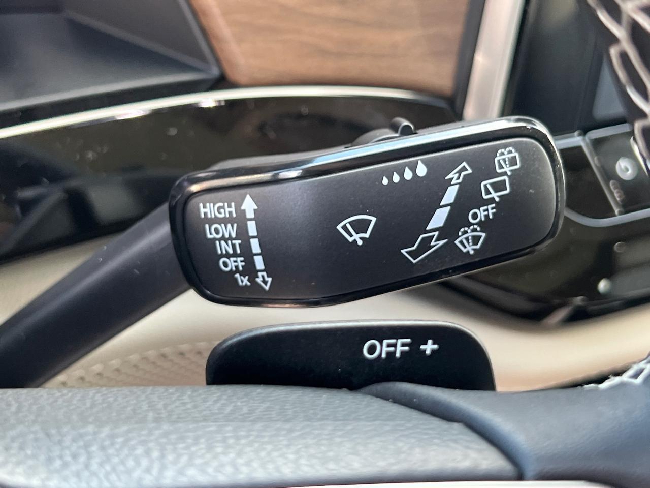 2025 Volkswagen Atlas 2.0T SE w/Technology Hagerstown MD