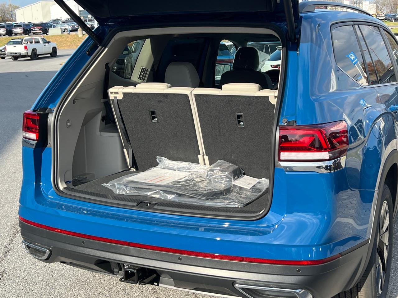 2025 Volkswagen Atlas 2.0T SE w/Technology Hagerstown MD