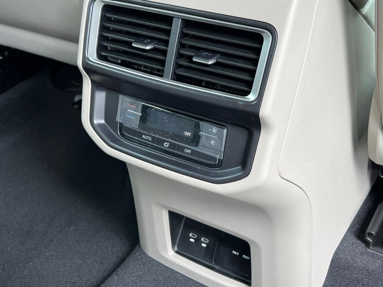 2025 Volkswagen Atlas 2.0T SE w/Technology Hagerstown MD