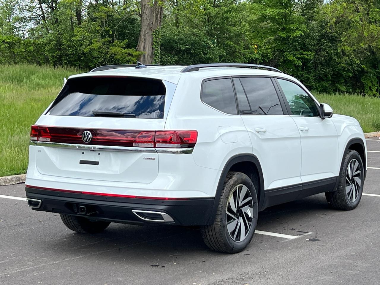 2025 Volkswagen Atlas 2.0T SE w/Technology Hagerstown MD