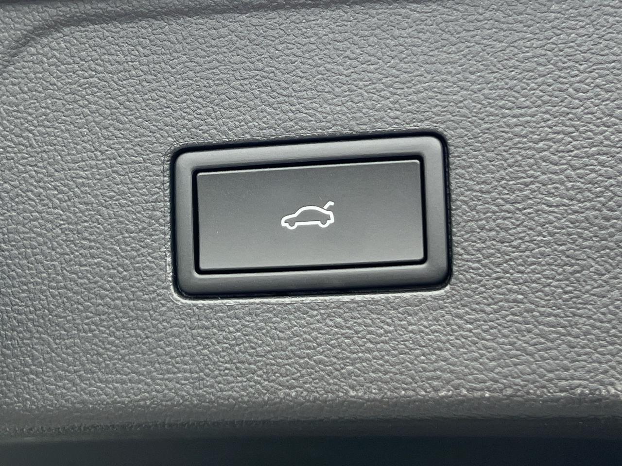 2025 Volkswagen Atlas 2.0T SE w/Technology Hagerstown MD