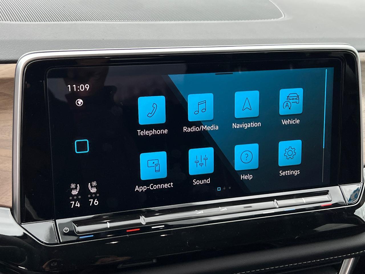 2025 Volkswagen Atlas 2.0T SE w/Technology Hagerstown MD