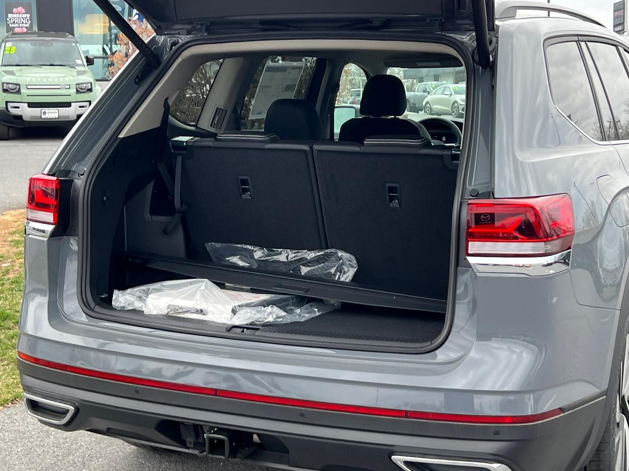 2025 Volkswagen Atlas 2.0T SE w/Technology Hagerstown MD