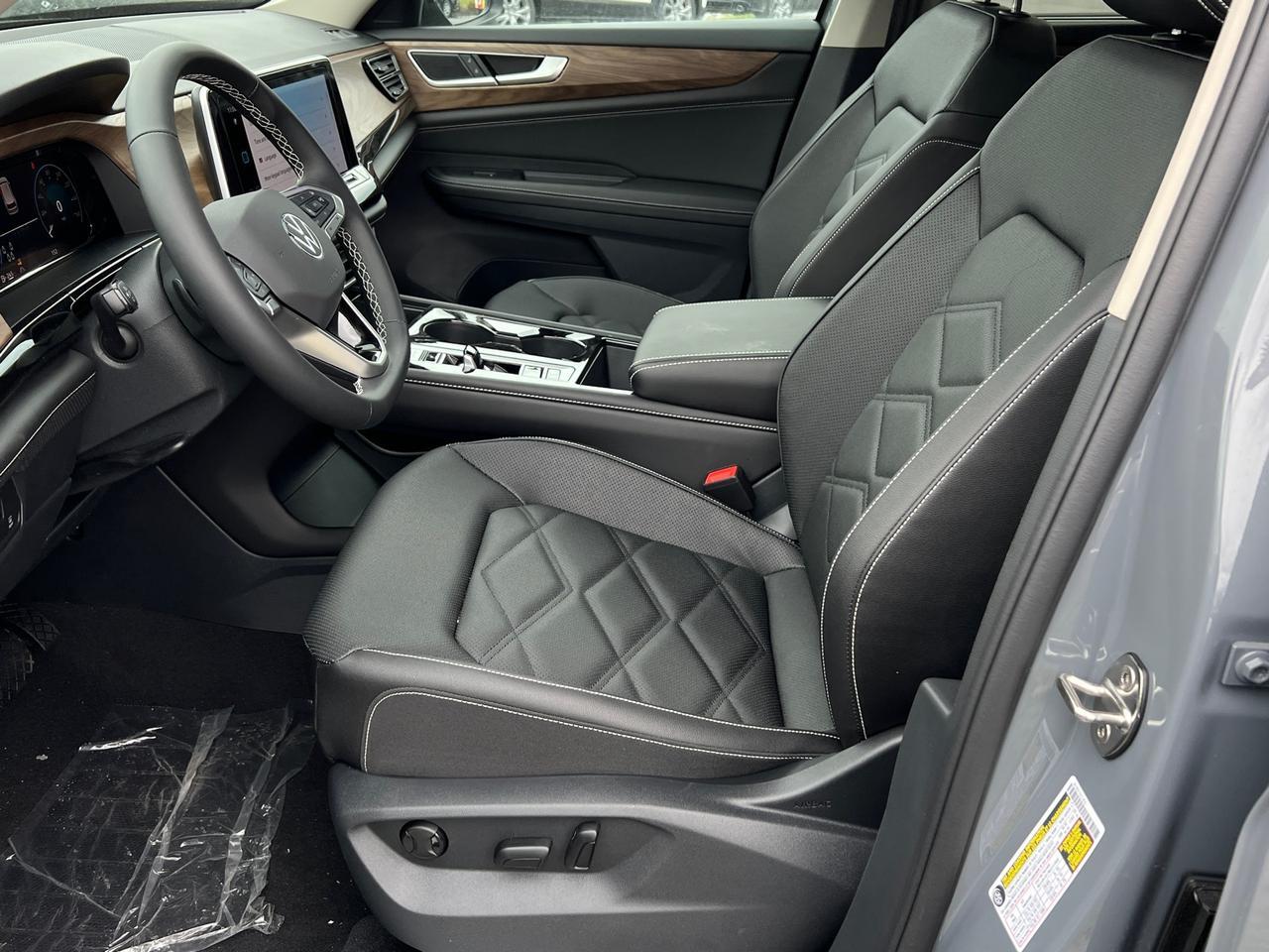 2025 Volkswagen Atlas 2.0T SE w/Technology Hagerstown MD