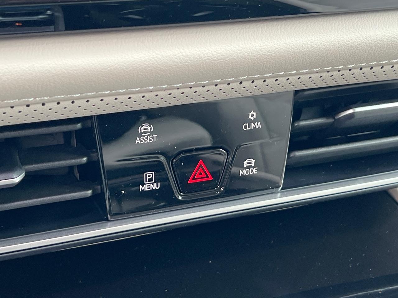 2025 Volkswagen Atlas 2.0T SE w/Technology Hagerstown MD