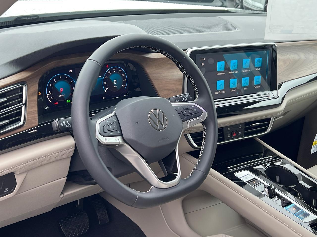 2025 Volkswagen Atlas 2.0T SE w/Technology Hagerstown MD