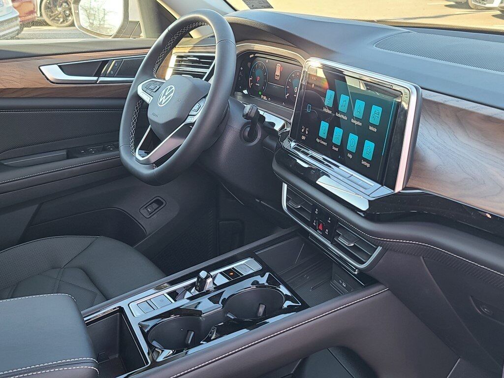 2025 Volkswagen Atlas 2.0T SE w/Technology Springfield VA