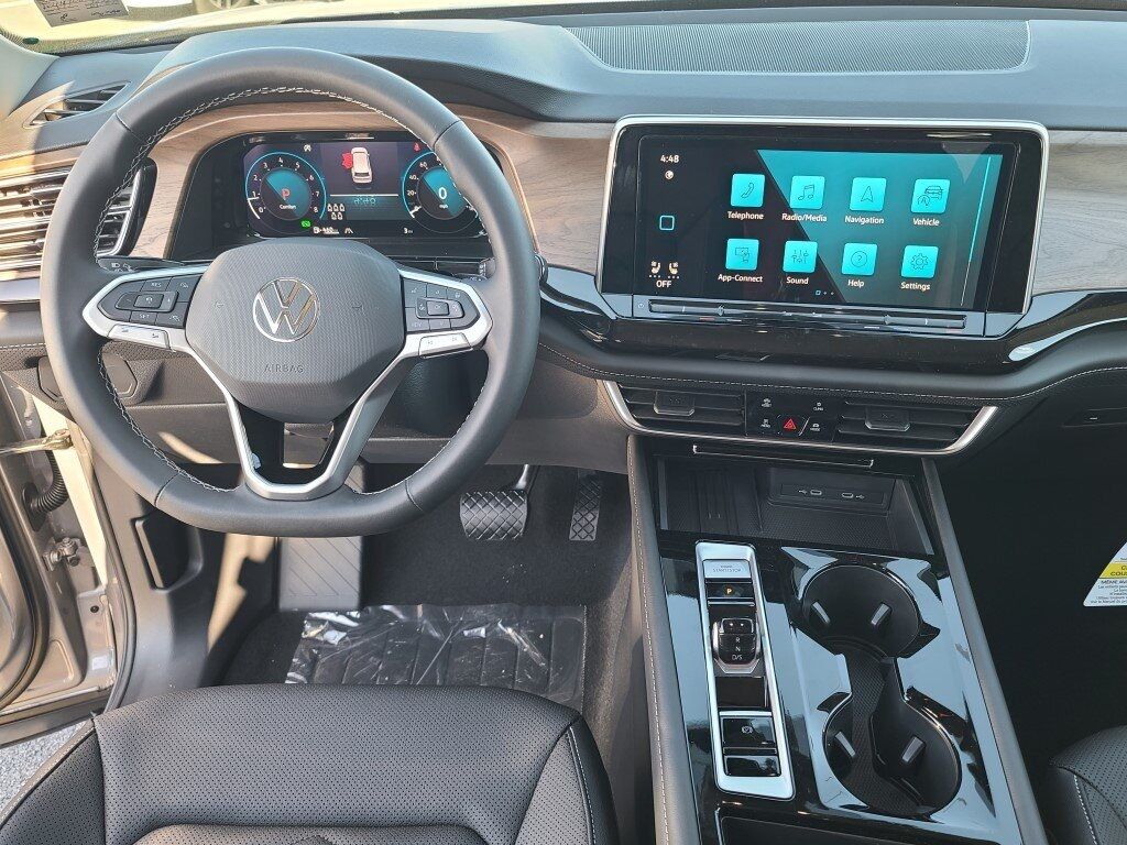 2025 Volkswagen Atlas 2.0T SE w/Technology Springfield VA