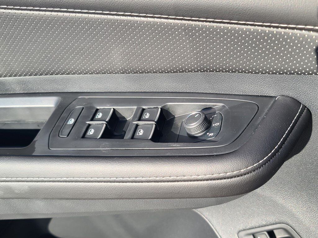 2025 Volkswagen Atlas 2.0T SE w/Technology Springfield VA