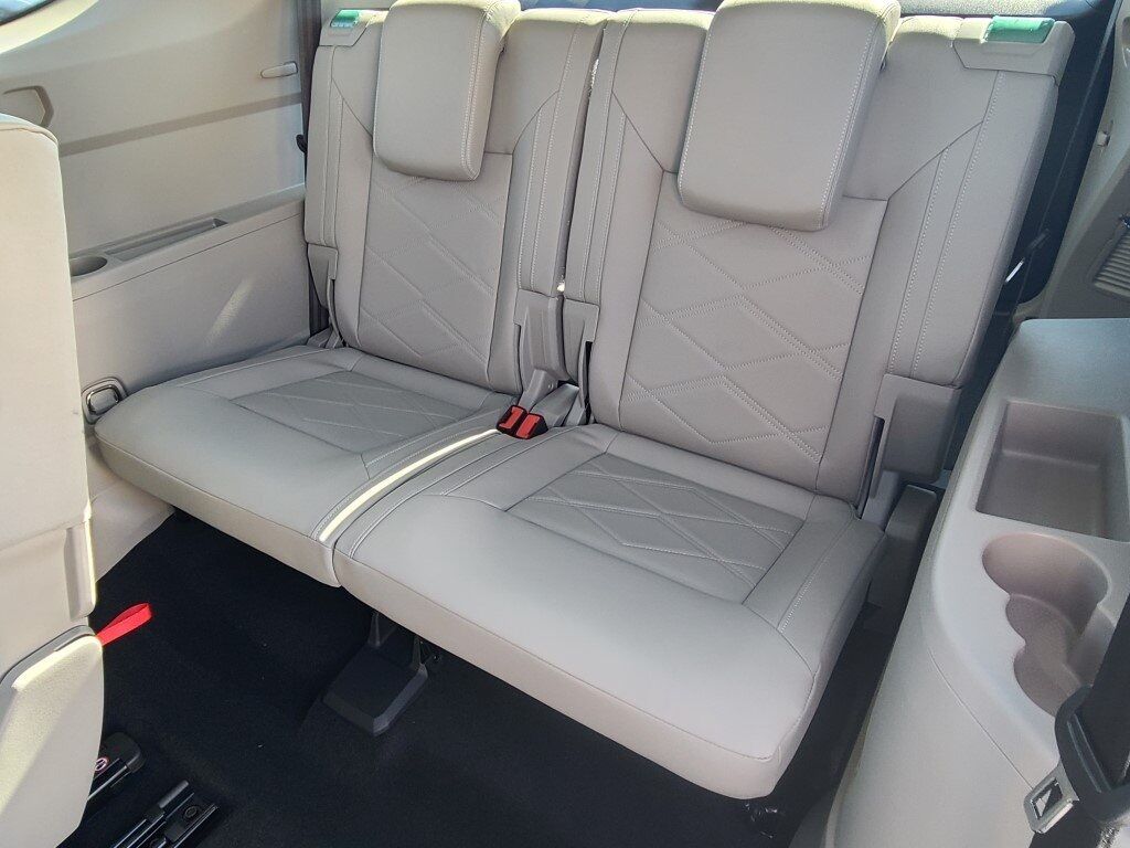 2025 Volkswagen Atlas 2.0T SE w/Technology Springfield VA