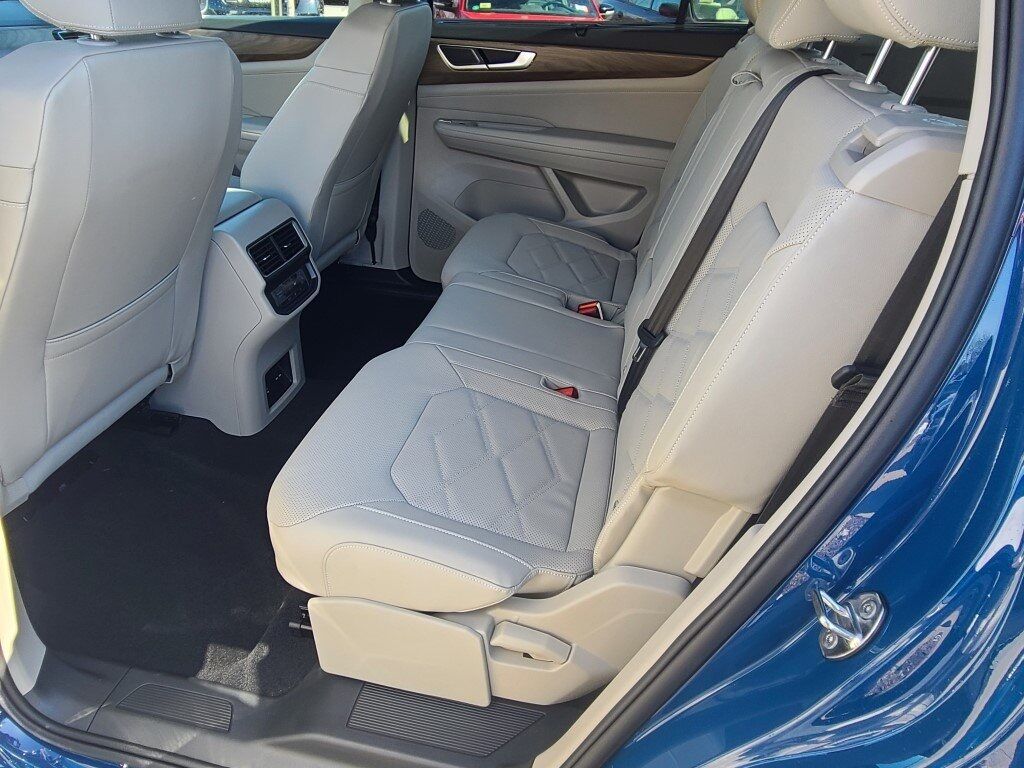 2025 Volkswagen Atlas 2.0T SE w/Technology Springfield VA