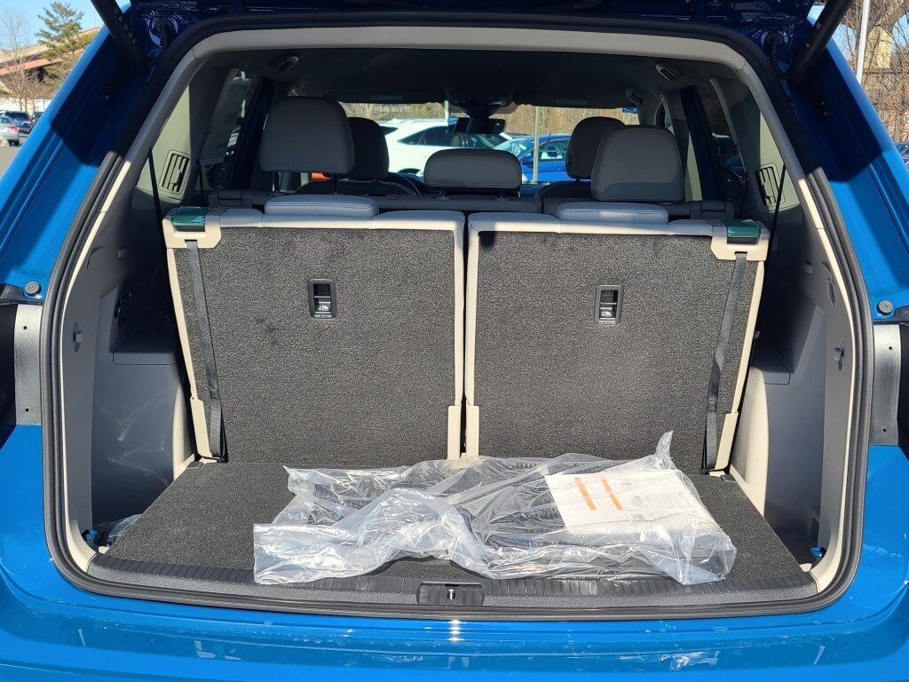 2025 Volkswagen Atlas 2.0T SE w/Technology Springfield VA