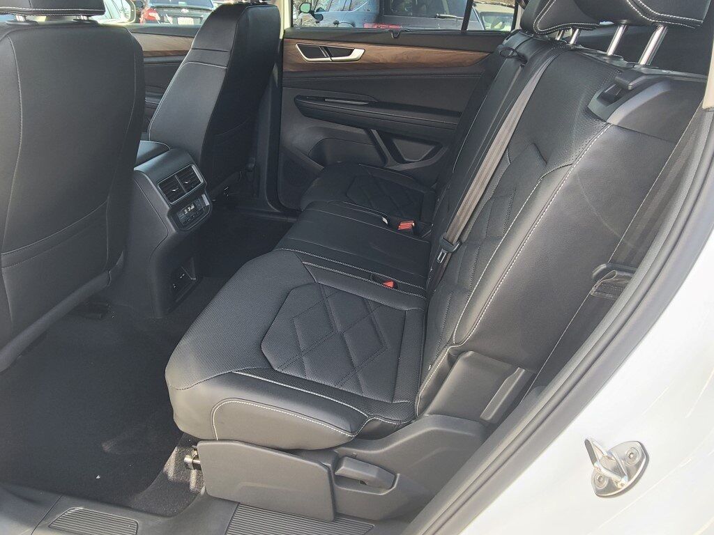 2025 Volkswagen Atlas 2.0T SE w/Technology Springfield VA