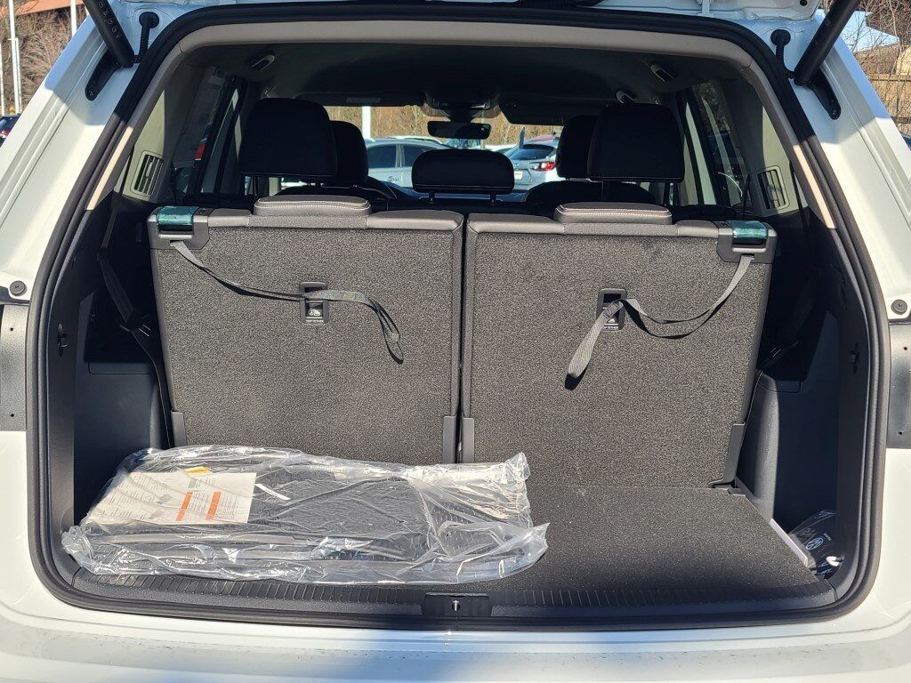 2025 Volkswagen Atlas 2.0T SE w/Technology Springfield VA