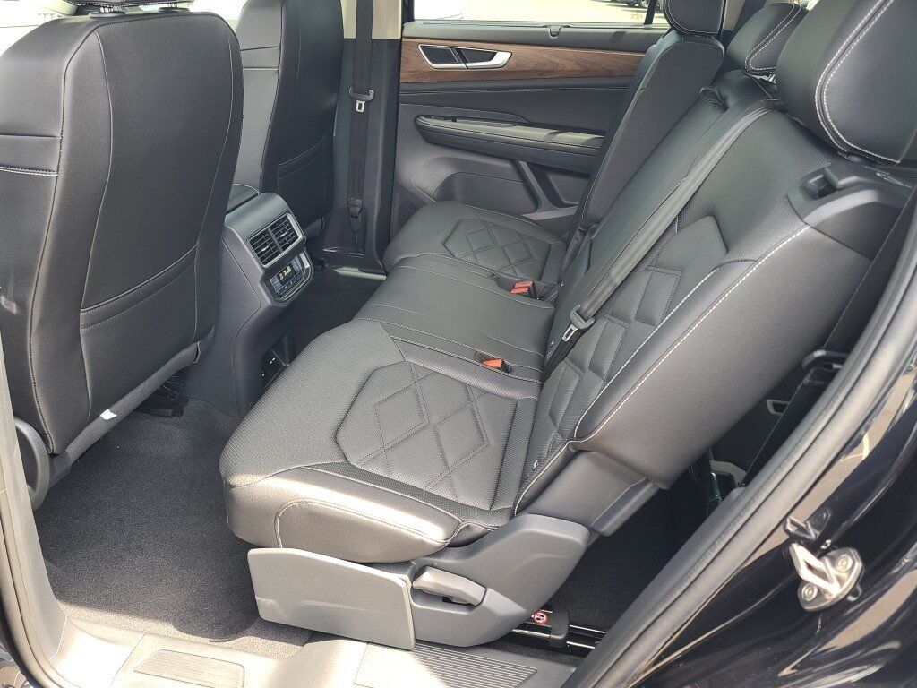 2025 Volkswagen Atlas 2.0T SE w/Technology Springfield VA