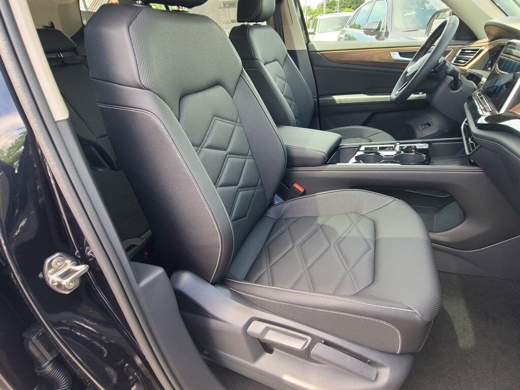 2025 Volkswagen Atlas 2.0T SE w/Technology Springfield VA