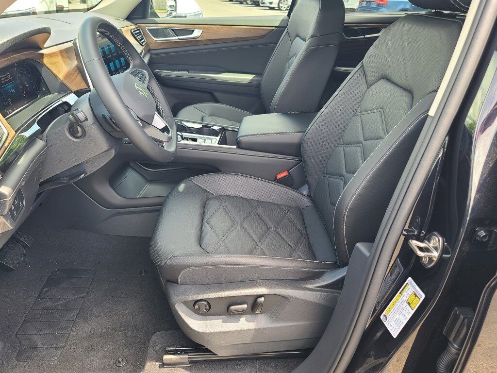 2025 Volkswagen Atlas 2.0T SE w/Technology Springfield VA