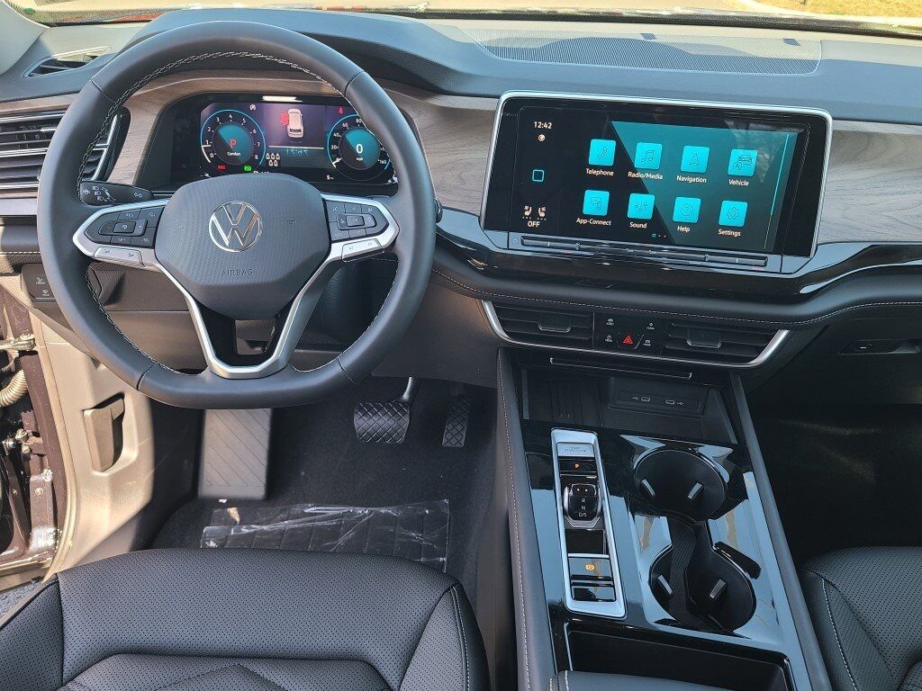 2025 Volkswagen Atlas 2.0T SE w/Technology Springfield VA