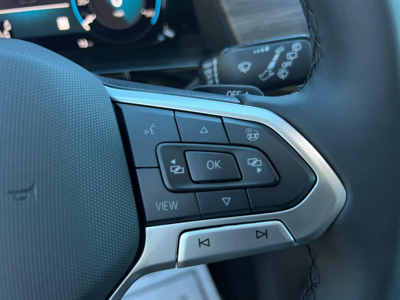 2025 Volkswagen Atlas 2.0T SEL Premium R-Line Hagerstown MD