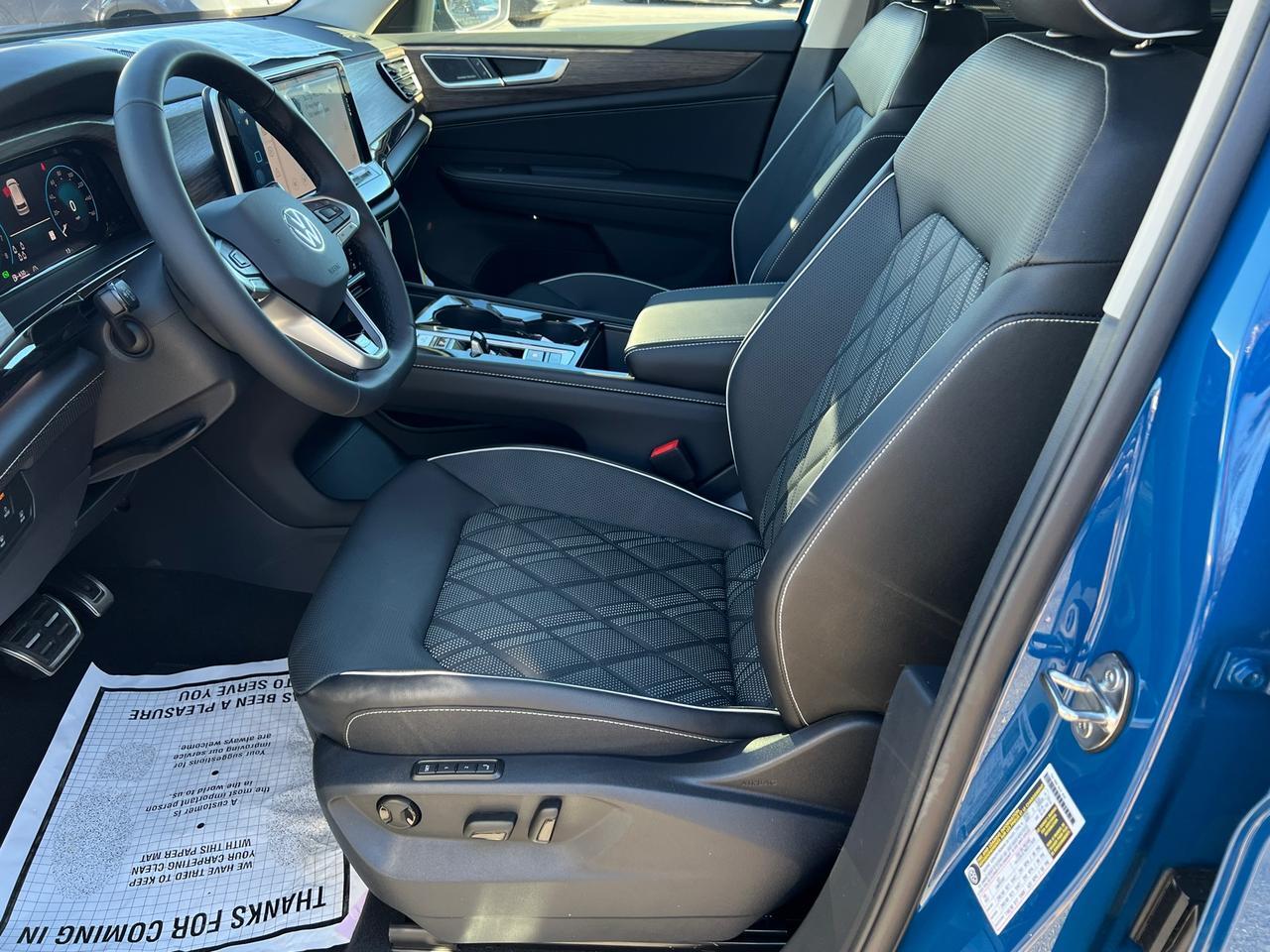 2025 Volkswagen Atlas 2.0T SEL Premium R-Line Hagerstown MD